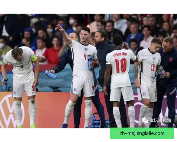 荷利赫德0比1莫德亚历山大比赛回顾：逆境中的精彩表现与战术分析